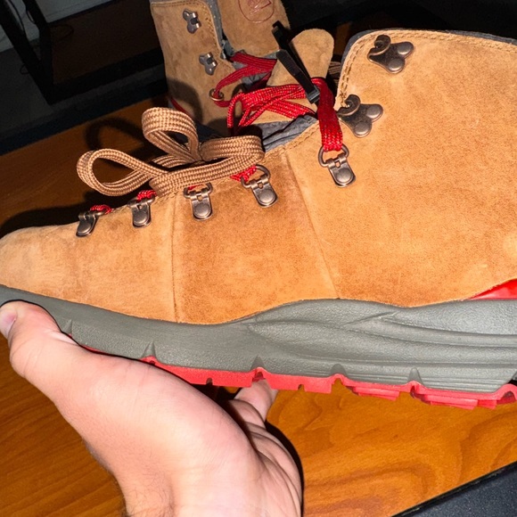 Men's Danner 4.5" Mountain 600 Waterproof Boots - Picture 16 of 16